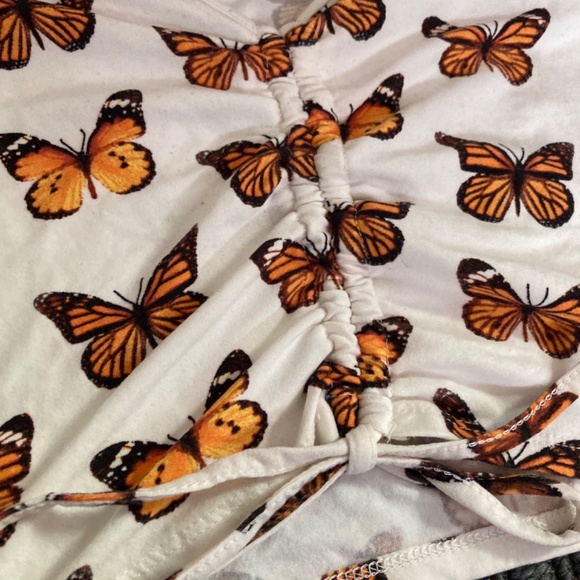 Forever 21 butterfly scrunch top - Picture 2 of 3